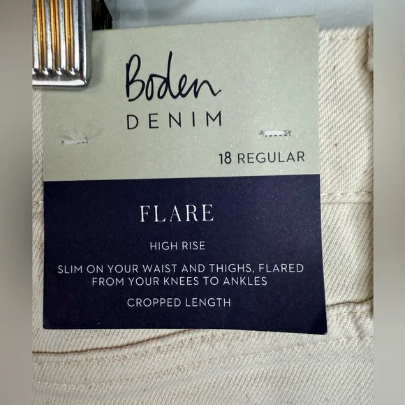 NWT Boden Cropped Flare High-Rise Jeans Cream Size 18 US - Picture 6 of 14